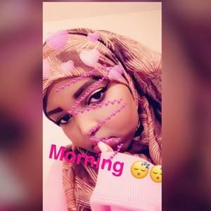 Meet your Posher, Safa